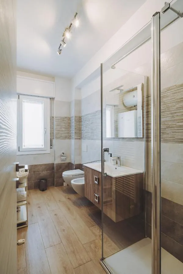 Ca' Rossa Double Apartment - Venice Mestre Italy