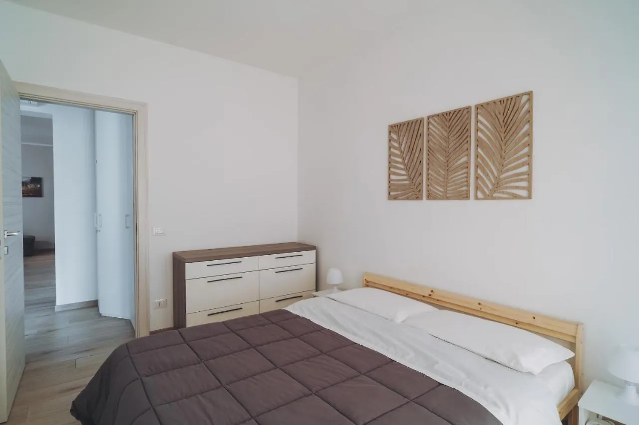 Ca' Rossa Double Apartment - Venice Mestre 0*,