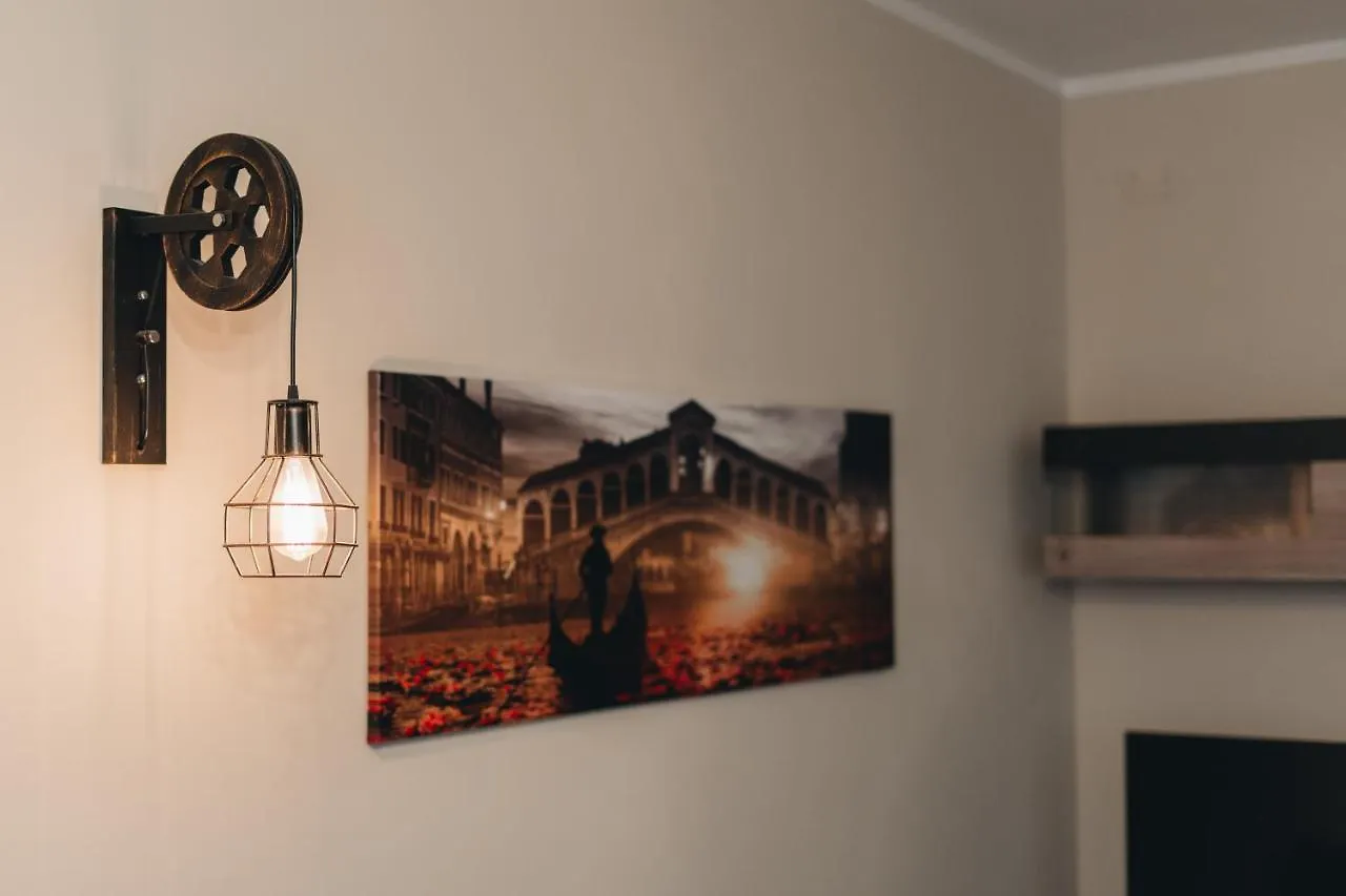 Ca' Rossa Double Apartment - Venice Mestre